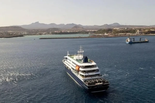 Hantavírus em cruzeiro: OMS avalia risco para a saúde pública mundial Surto a bordo de navio já deixou mortos e mobiliza autoridades