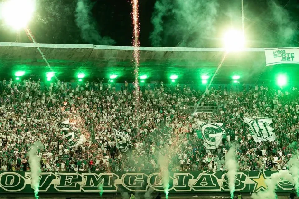 Força Jovem entra em movimento de torcidas da Seleção Brasileira para a Copa