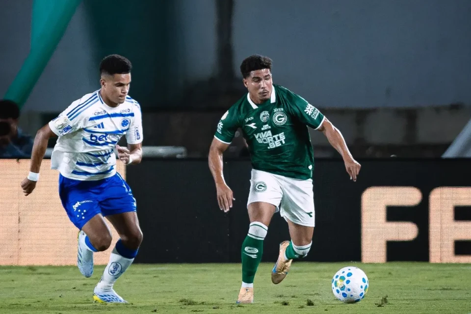 Goiás reencontra o Cruzeiro em confronto decisivo pela Copa do Brasil
