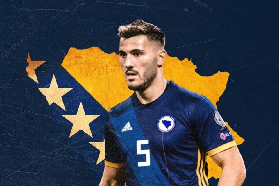 Kolasinac foi convocado pelo técnico Barbarez para jogar pela Bósnia na Copa 2026 (Foto: Instagram)