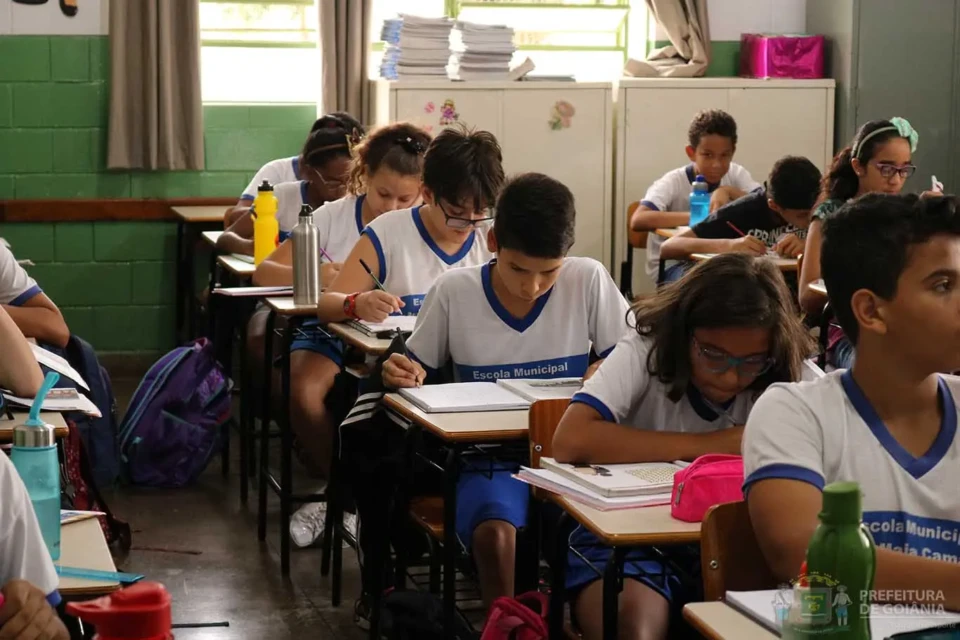 Estudante do ensino municipal de Goiânia