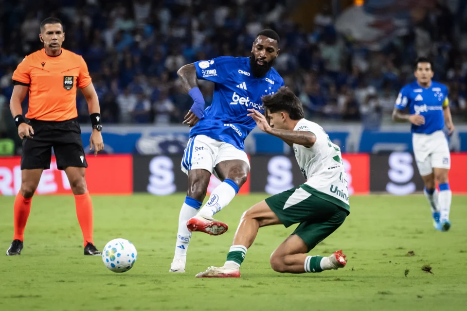 Cruzeiro supera o Goiás e avança às oitavas da Copa do Brasil