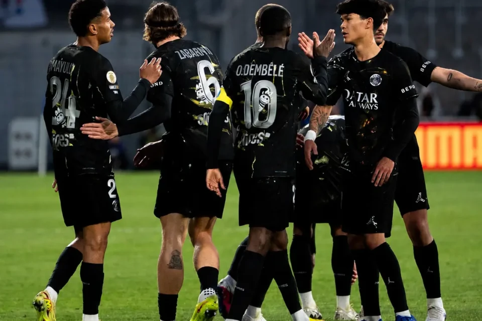 PSG pentacampeão francês