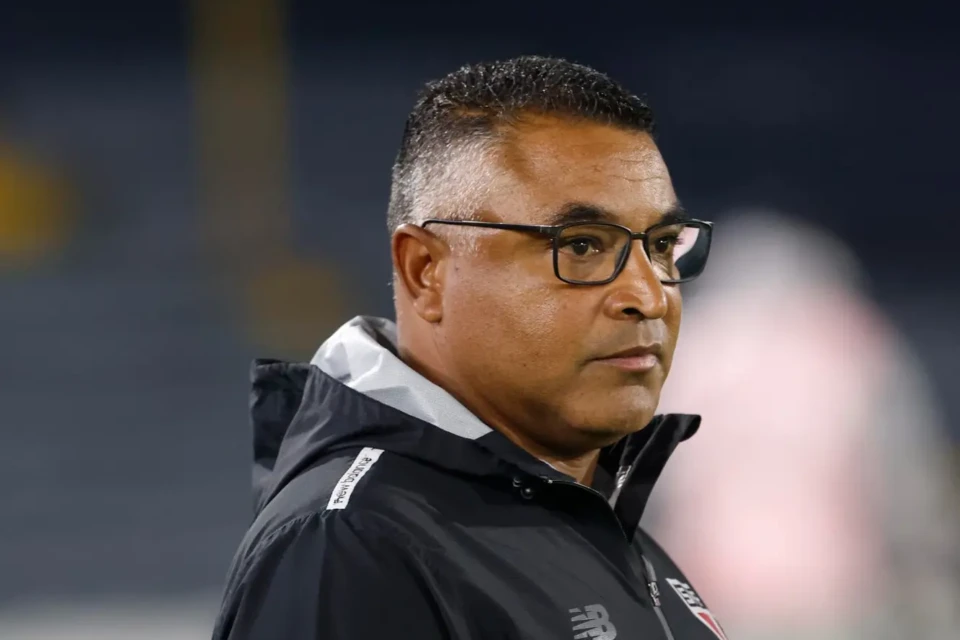 Pressionado, Roger Machado deixa o comando do São Paulo