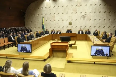 STF julga validade de lei da igualdade salarial entre homem e mulher Sessão desta quarta-feira foi dedicada às sustentações das partes