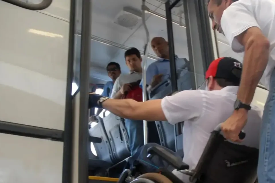 MP recomenda que Goiânia garanta horário especial a todos os servidores com deficiência ou dependentes