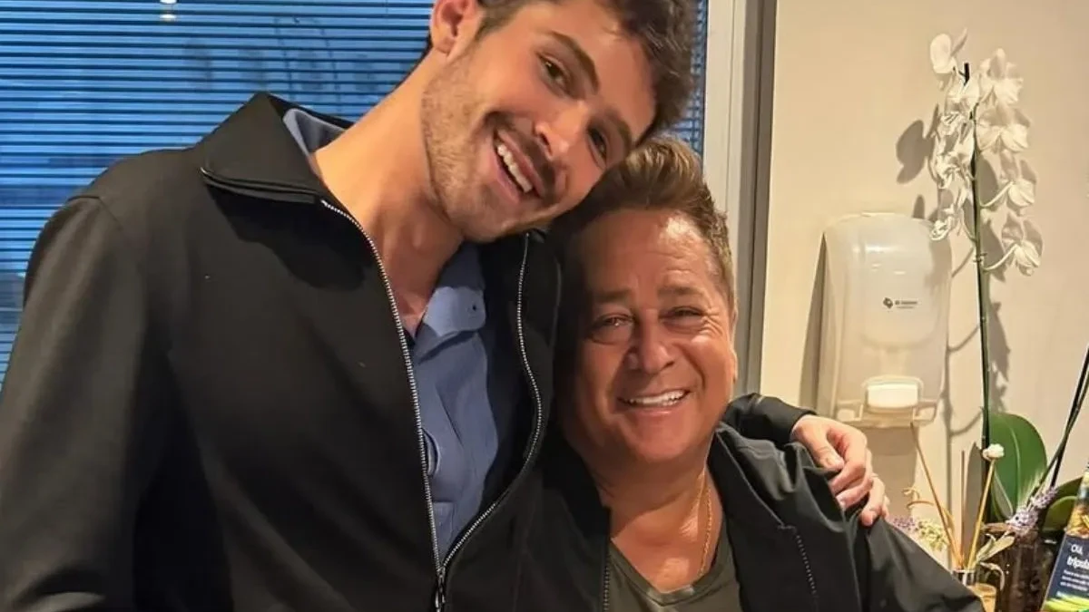 João Guilherme diverte Leonardo ao falar sobre cenas íntimas em novo filme; assista