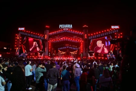 Pecuária de Goiânia: confira os horários dos shows desta sexta-feira