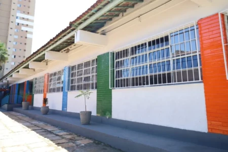 Goiânia reduz fila da educação infantil, mas TCM aponta vagas ociosas e falhas de transparência