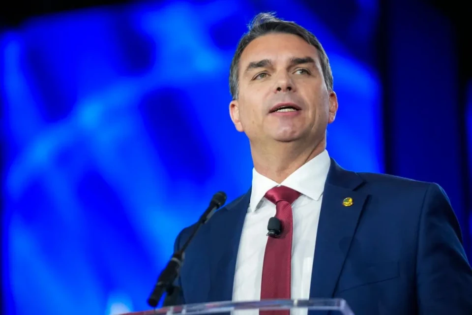 Flávio admite que novos diálogos com Vorcaro podem vazar (Foto: Divulgação)