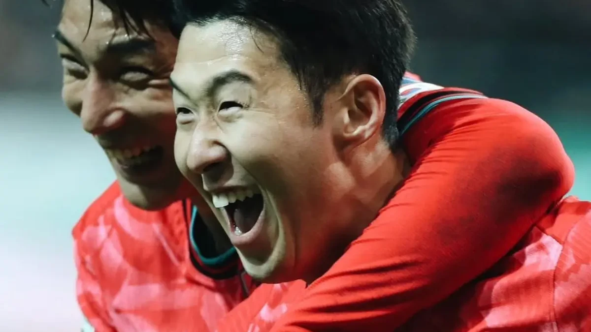 Heung-Min Son (à frente), esperança da Coreia na Copa do Mundo (Foto: Instagram)