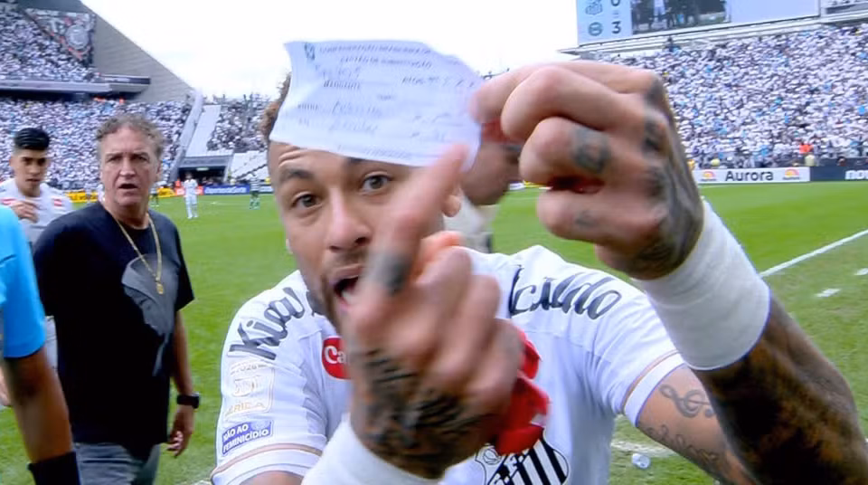 Neymar papeleta confusão substituição Santos Coritiba