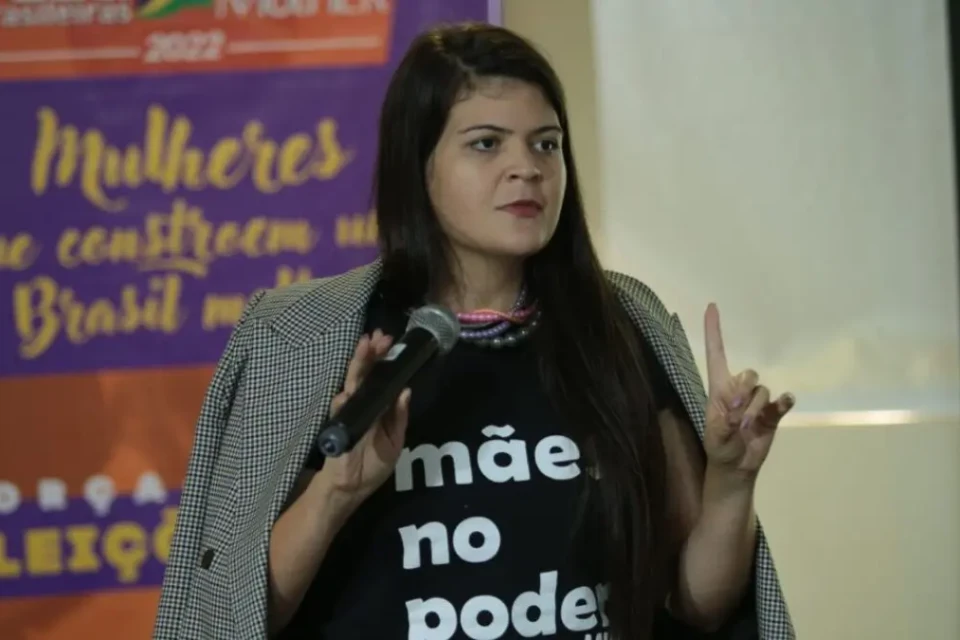 foto materia 2 Vereadora Aava vai debater PL da Misoginia na Câmara dos Deputados