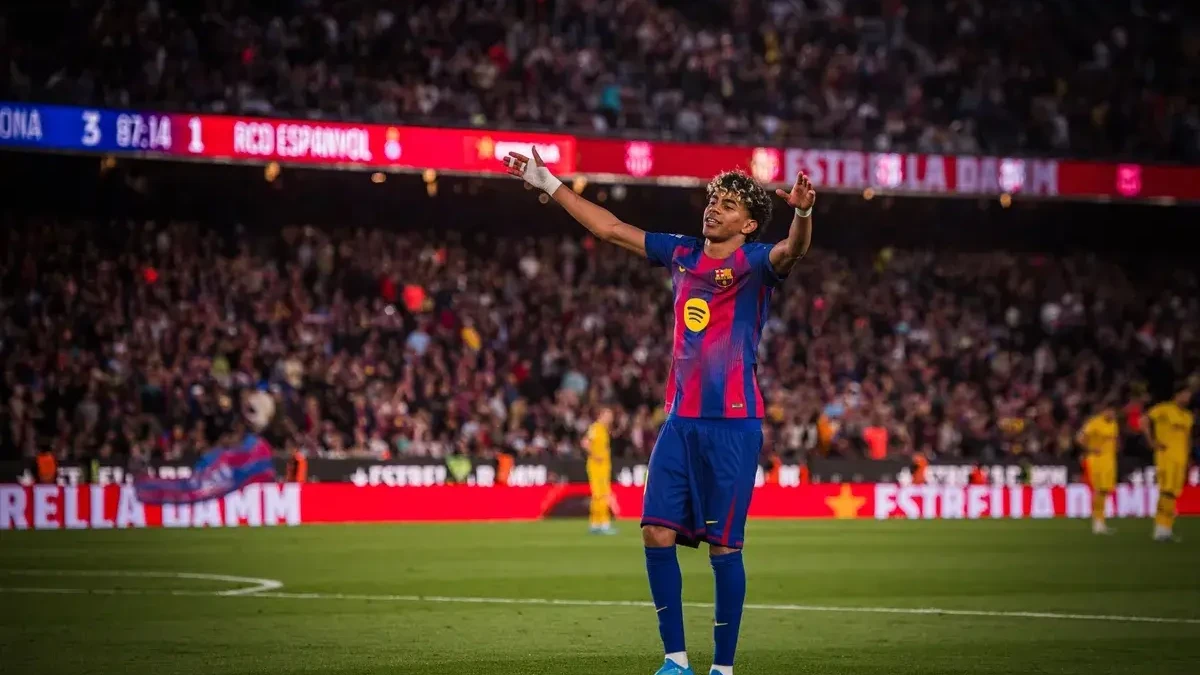 Lamine Yamal em partida do Barcelona