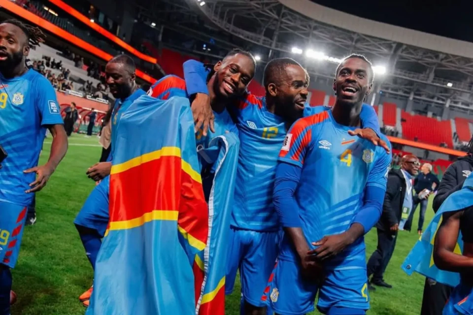 Congo convoca nomes da Premier League para Copa (Foto: Instagram/Wan Bissaka)