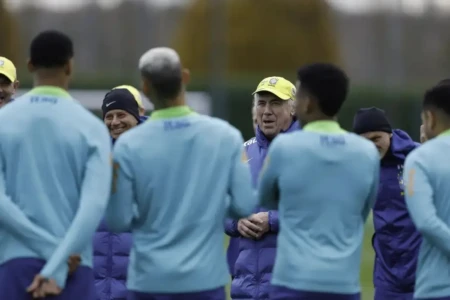 Seleção de Ancelotti terá uma das médias de idade mais altas do Brasil em Copas