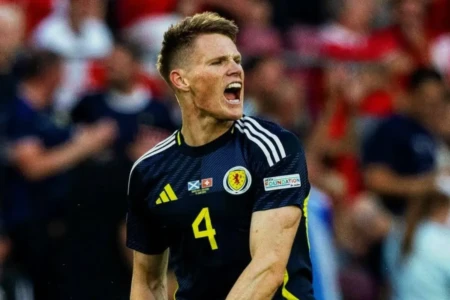 Scott McTominay, estrela da Escócia (Foto: Instagram)