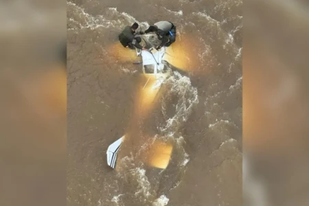 Inteligência da PF em Goiás identifica voo com skunk e avião é interceptado em Boa Vista (Foto: PF)