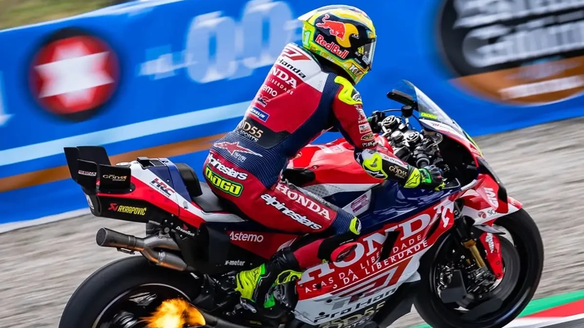 Diogo Moreira durante testes em Barcelona