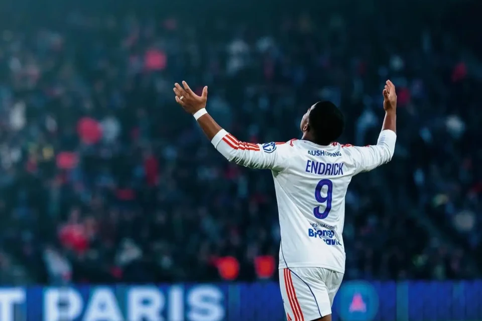 Convocado para a Copa, Endrick deixa o Lyon após temporada de destaque no futebol francês