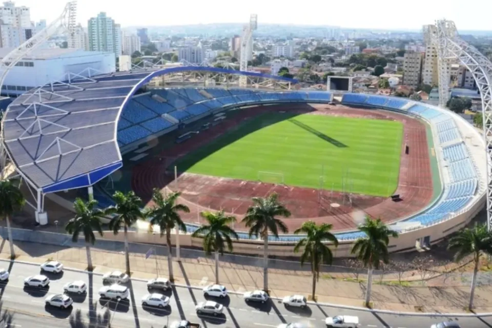 MPGO: pista de atletismo do Estádio Olímpico pode pôr em risco integridade física de atletas