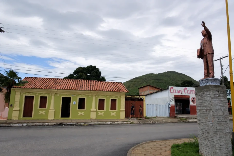 Cidade de Goiás com pior qualidade de vida Chapada dos Veadeiros; veja qual Município goiano ocupa a 5.329ª colocação