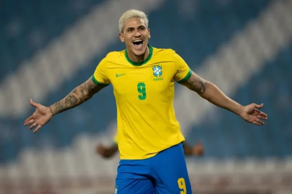 Pedro revela expectativa por convocação para Copa e destaca momento no Flamengo