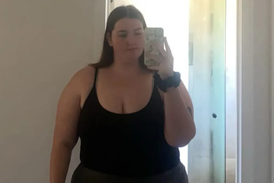 Veja fotos da jovem que emagreceu 63 quilos sem caneta ou cirurgia "Estou muito mais feliz", diz a australiana Lara Jade