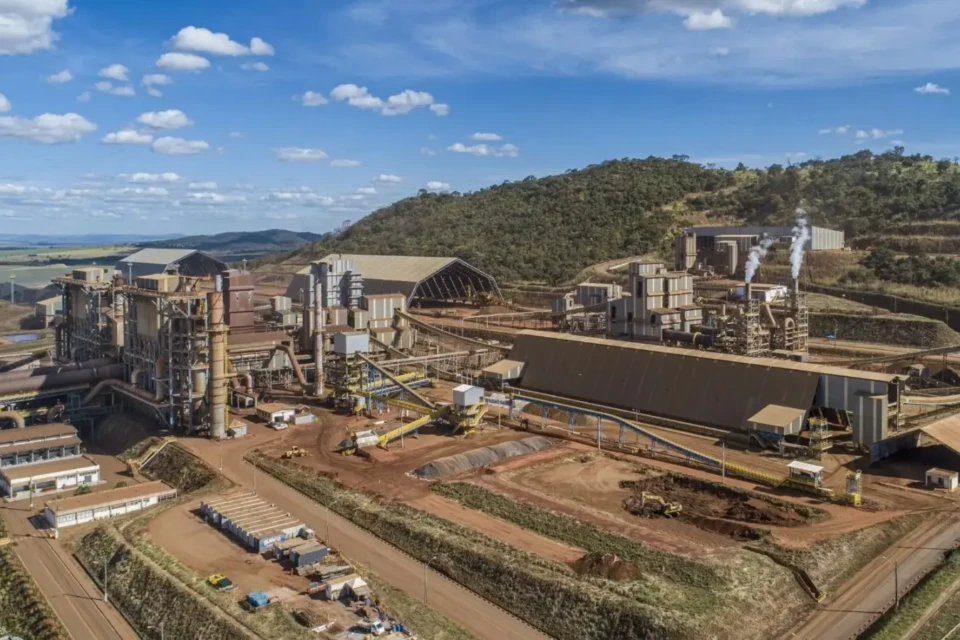 Europeus travam venda de mina de níquel em Goiás para empresa chinesa no radar da União Europeia sob preocupação de desvio no fornecimento