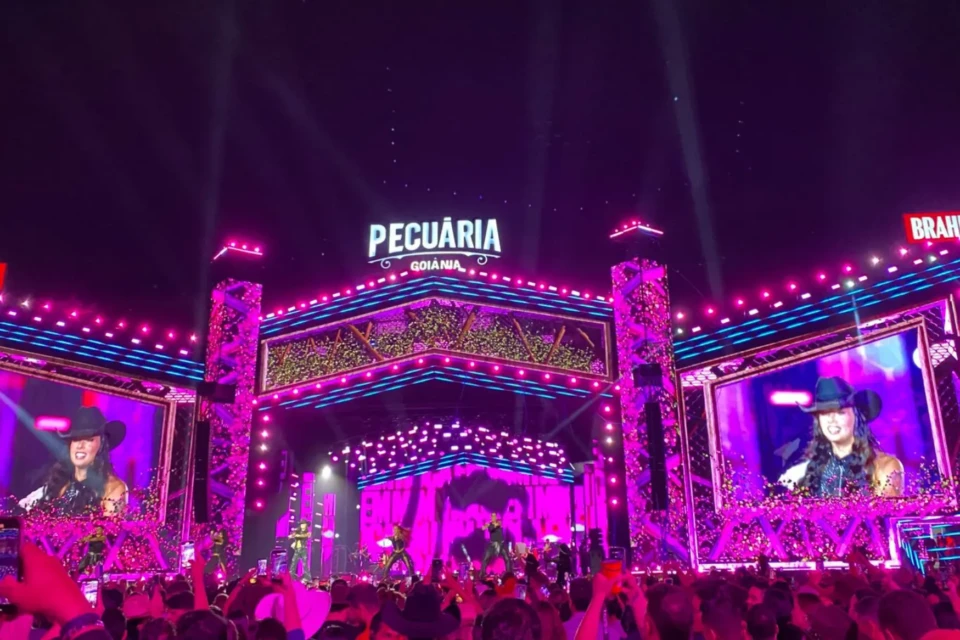 Cena de “Coração Acelerado” é gravada durante show na Pecuária de Goiânia