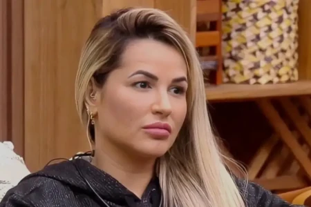 Dino nega pedido de soltura de Deolane Bezerra