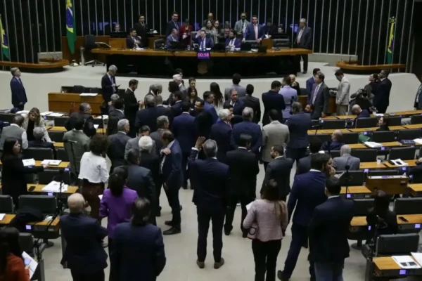 Imagem mostra plenário da Câmara dos Deputados