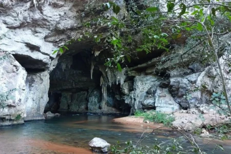 Semad adquire fazendas que dão acesso à 5ª maior caverna do Brasil, em Goiás (Foto: Divulgação)