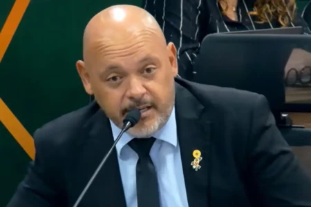 Copa do Mundo: vereador diz que Endrick não tem orgulho de ter sido criado em Valparaíso; 'que fique no banco'