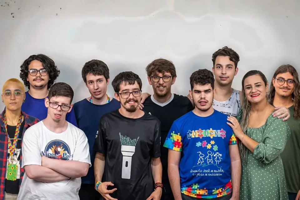 Banda de autistas de Goiânia lança concurso em busca de músicas para gravar (Foto: Divulgação)