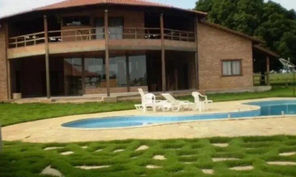 Negociação milionária teve motivação estratégica As fotos da fazenda no Mato Grosso que Amado Batista vendeu por R$ 350 milhões