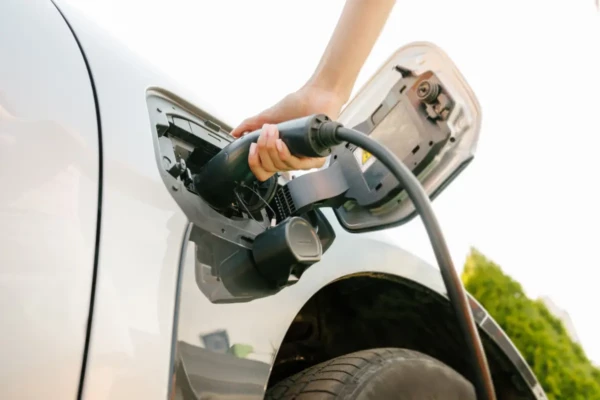 carro eletrico x recarga