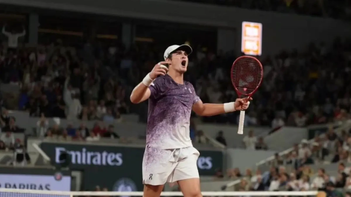 Horário de João Fonseca hoje: brasileiro entra em quadra pelas quartas de Roland Garros