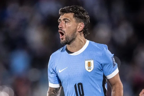 Arrascaeta durante partida da seleção do Uruguai
