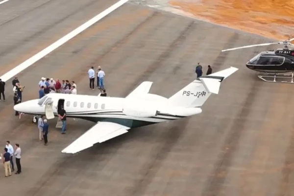 Goiás ganha maior aeroporto privado do país; assista ao vídeo do primeiro pouso segunda maior pista do estado Bela Vista de Goiás