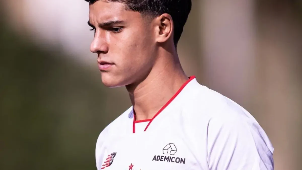 Suíça monta estratégia para 'seduzir' lateral do São Paulo; entenda (Foto: Instagram)