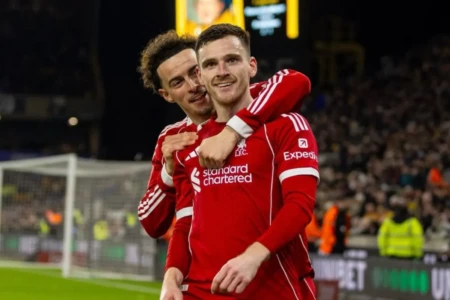 Principal jogador da Escócia troca Liverpool por Tottenham (Foto: Instagram)