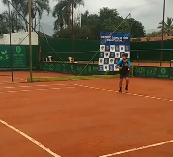 image Tenista de Goianésia campeão de Roland Garros batia bolinhas na parede de casa aos cinco anos
