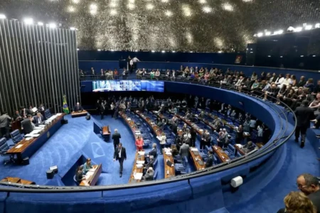 Imagem mostra plenário do Senado Federal