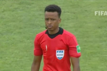 Estados Unidos barram entrada de árbitro somali escalado para Copa (Foto: Reprodução)