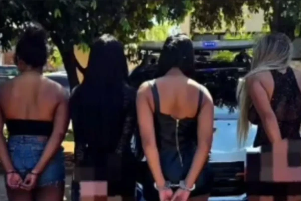 Travestis presas em Aparecida de Goiânia