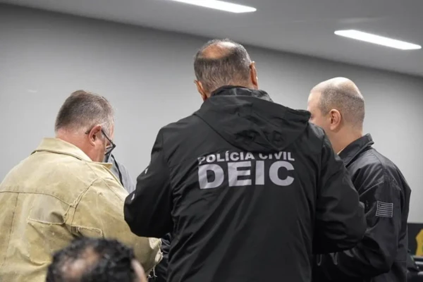 Mercado Livre perde R$ 263 mil em golpe de pastores Grupo simulava vendas falsas pela plataforma e depois contestava cobranças