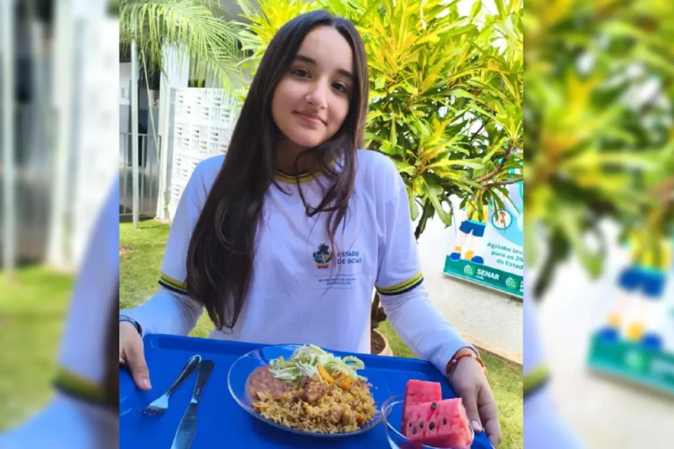 Aluna do colégio estadual em Goiânia no projeto “Sabores dos Campeões”