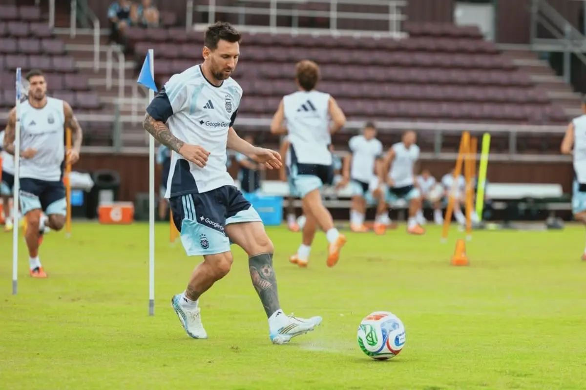 Argentina enfrenta Islândia em amistoso final com expectativa sobre participação de Messi