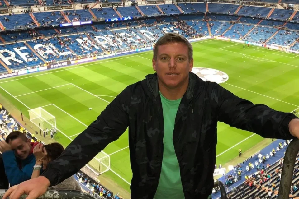 Craig Morris em jogo do Real Madrid, na Espanha
